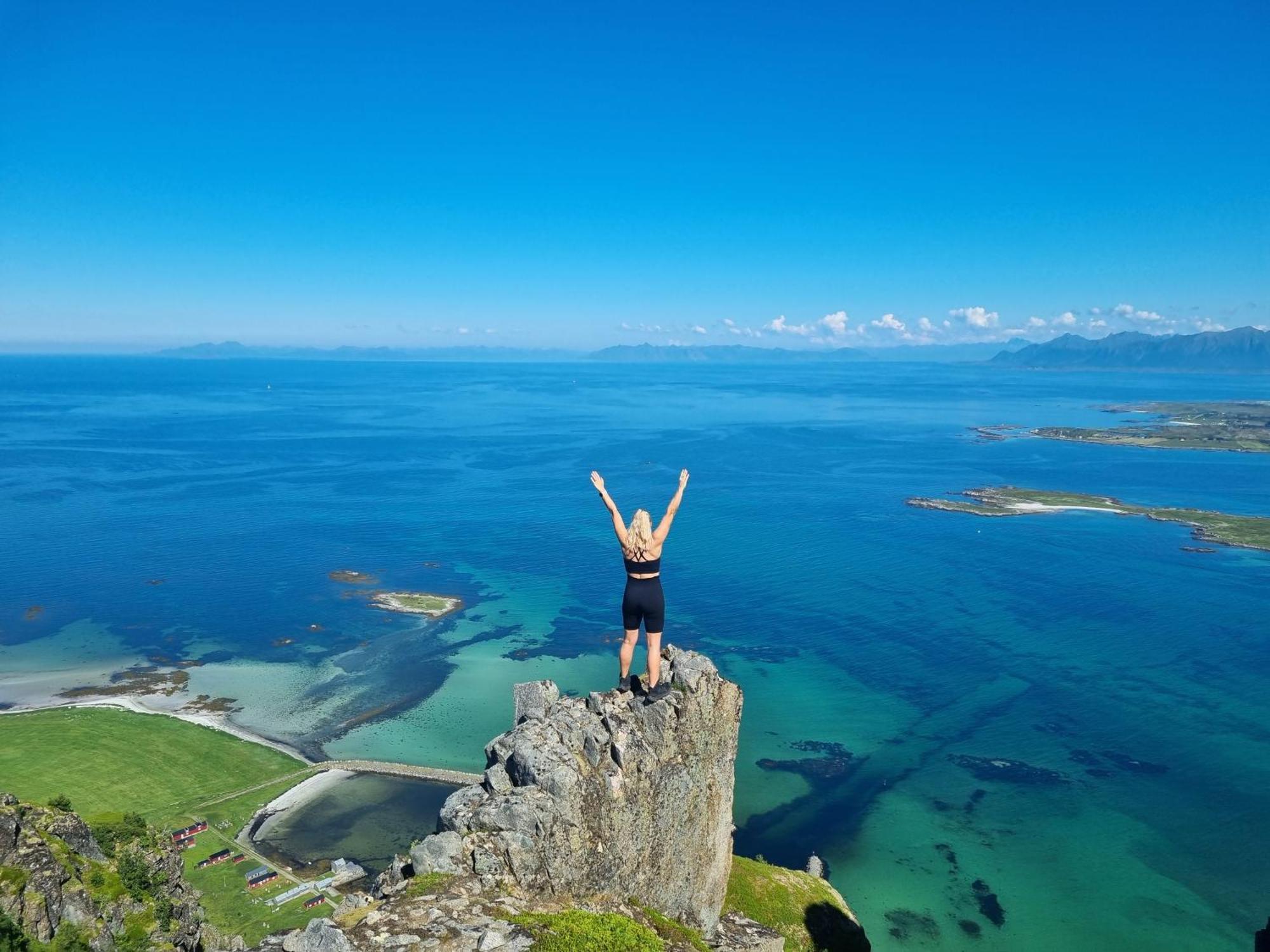 Villa Walter Lofoten With Sauna Kvalnes  外观 照片